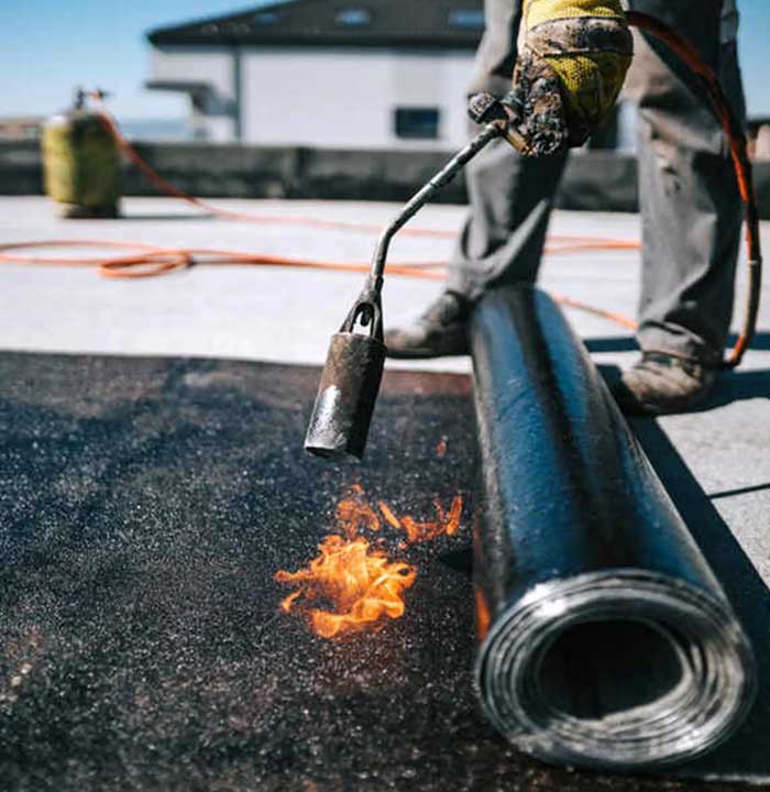 Le Couvreur Finistérien : l’entreprise LE COUVREUR FINISTÉRIEN basé sur Ergué-Gabéric, intervient dans les meilleurs délais sur QUIMPER et les alentours ainsi que dans tout le Finistère (29): travaux de couverture, zinguerie, nettoyage démoussage peinture hydrofuge toiture, étanchéité toit plat terrasse, traitement des bois de charpente, nettoyage ravalement peinture imperméabilisation façade, nettoyage des extérieurs : ... artisan couvreur sur QUIMPER et les alentours ainsi que dans tout le Finistère (29)