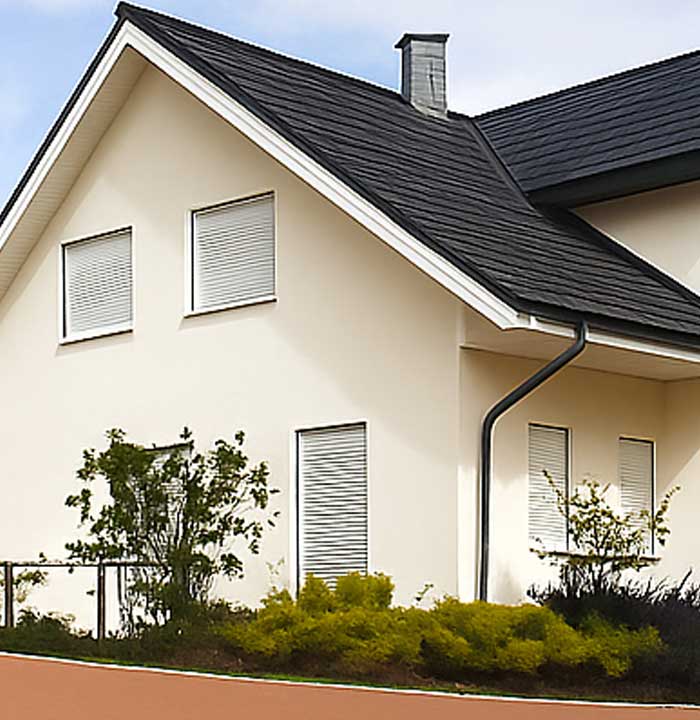 Le Couvreur Finistérien : l’entreprise LE COUVREUR FINISTÉRIEN basé sur Ergué-Gabéric, intervient dans les meilleurs délais sur QUIMPER et les alentours ainsi que dans tout le Finistère (29): travaux de couverture, zinguerie, nettoyage démoussage peinture hydrofuge toiture, étanchéité toit plat terrasse, traitement des bois de charpente, nettoyage ravalement peinture imperméabilisation façade, nettoyage des extérieurs : ... artisan couvreur sur QUIMPER et les alentours ainsi que dans tout le Finistère (29)